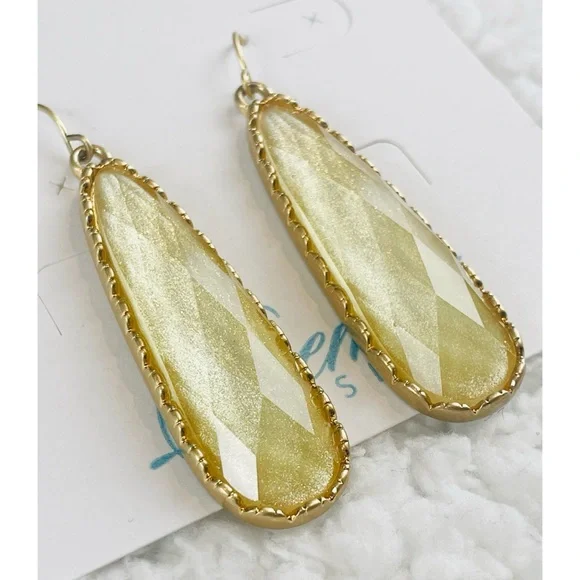 (NWT) PREMIER DESIGNS • Gold/Yellow Shimmery Long Teardrop Earrings - Picture 4 of 12